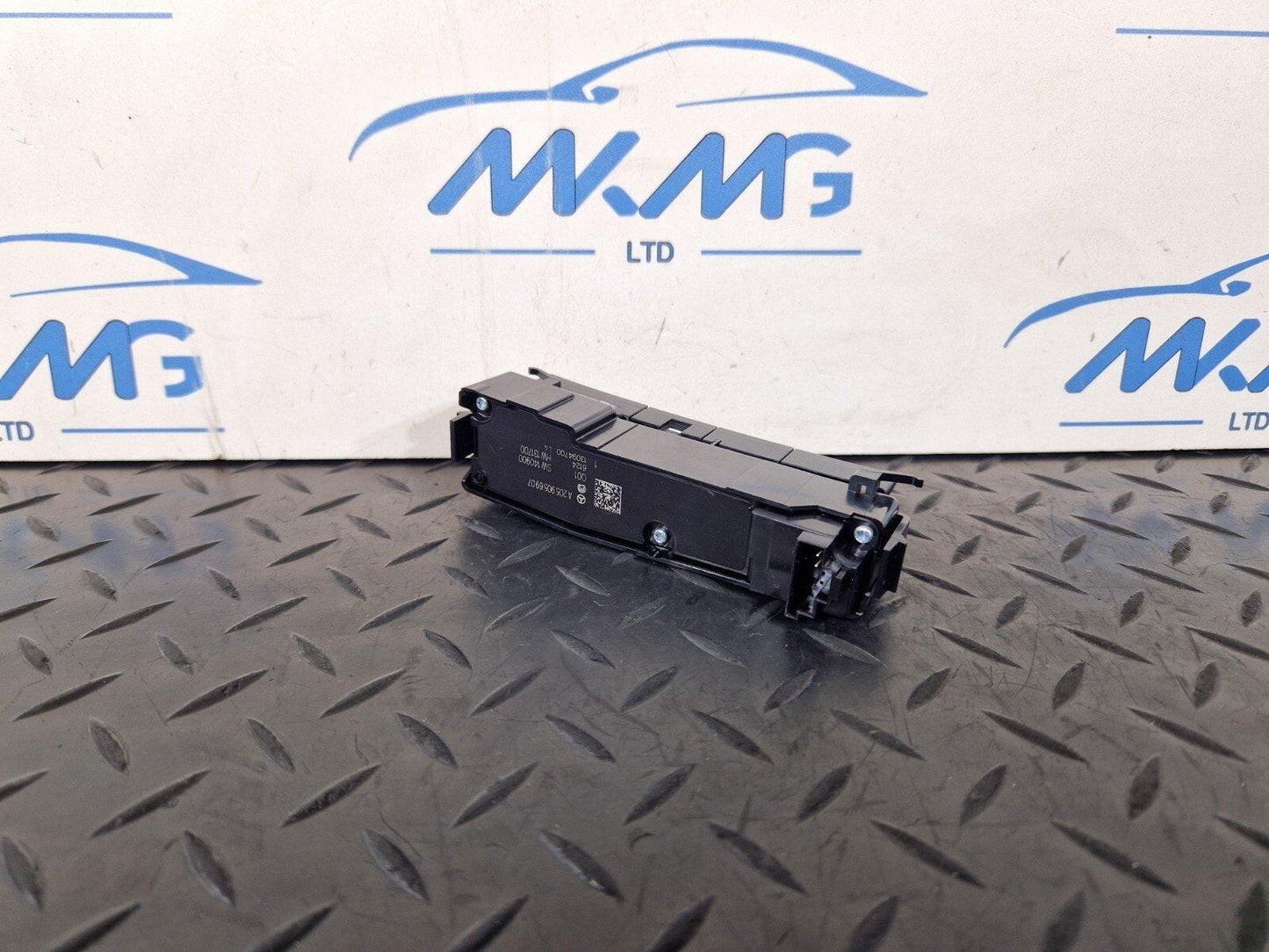 14-21 MERCEDES W205 DRIVING MODE PARKING ASSISTANCE CONTROL SWITCH A2059056907