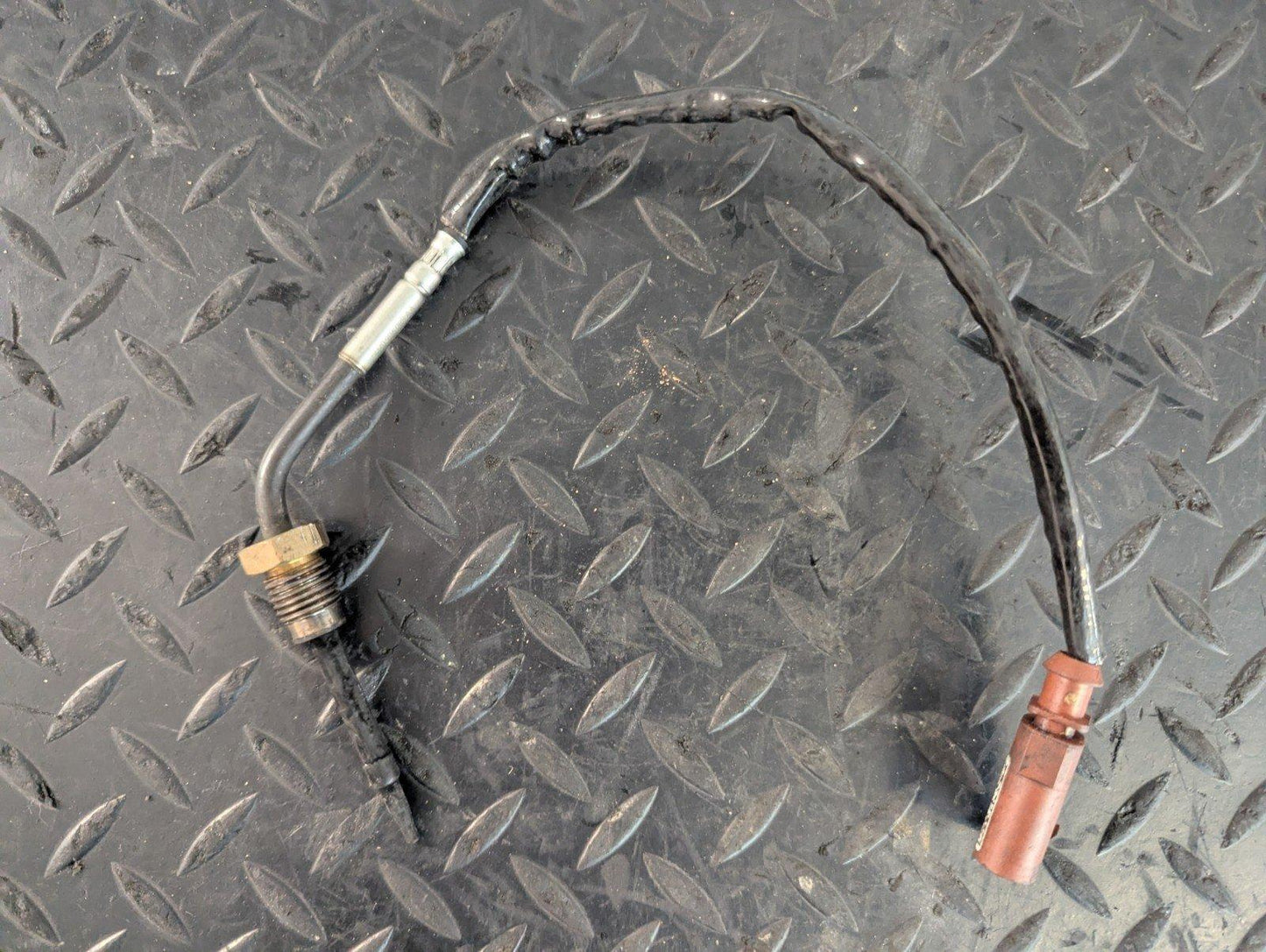 16-20 AUDI Q7 4M 3.0 DIESEL CRTC OEM EXHAUST GAS TEMPERATURE SENSOR 4M0906088AA