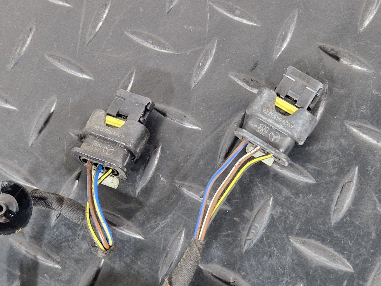19-ON MERCEDES BENZ B CLASS W247 REAR PDC WIRING HARNESS LOOM A2475405712