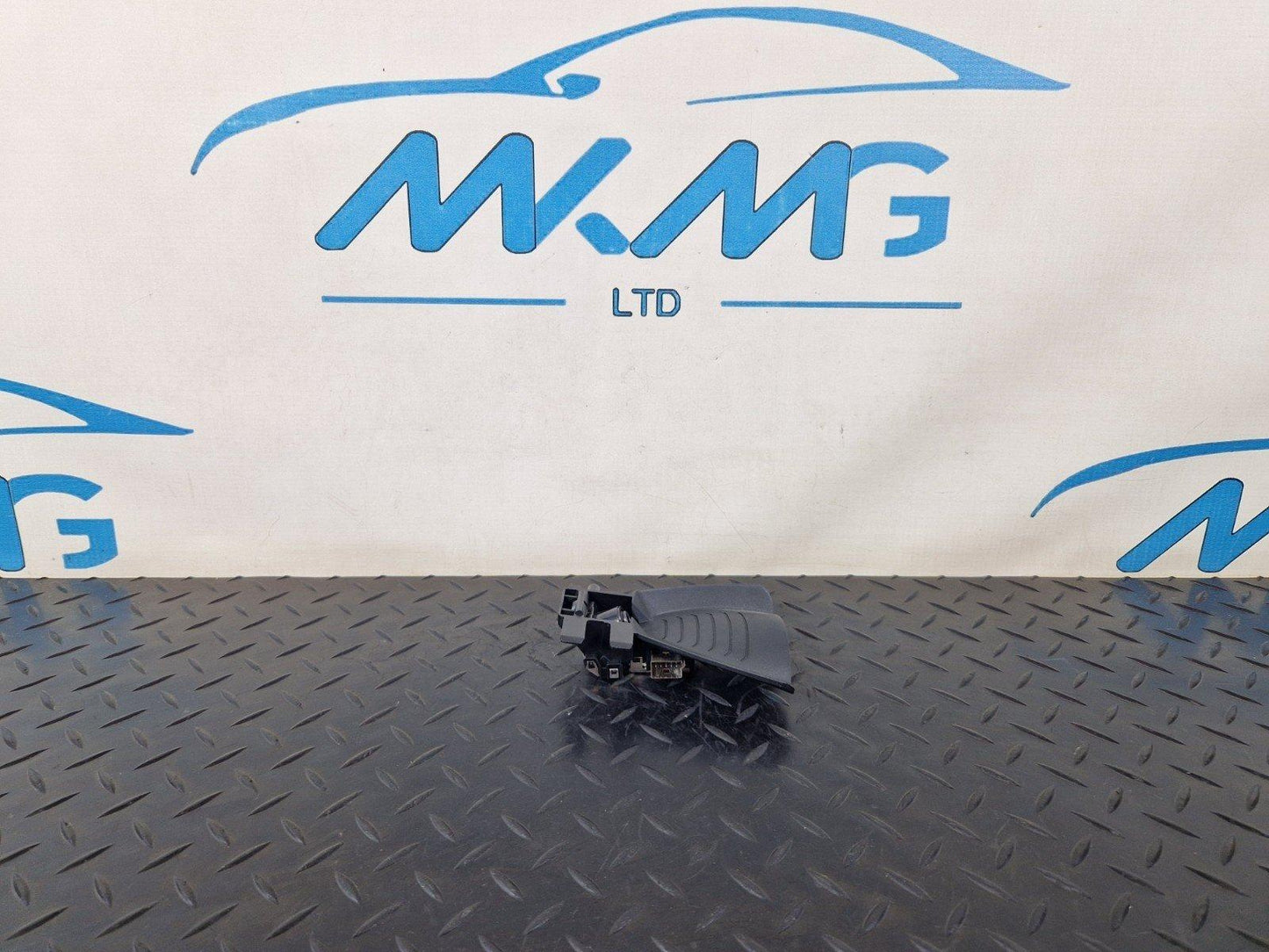 16-22 BMW X1 F48 OEM FRONT WINDSCREEN KAFAS CAMERA 9370431