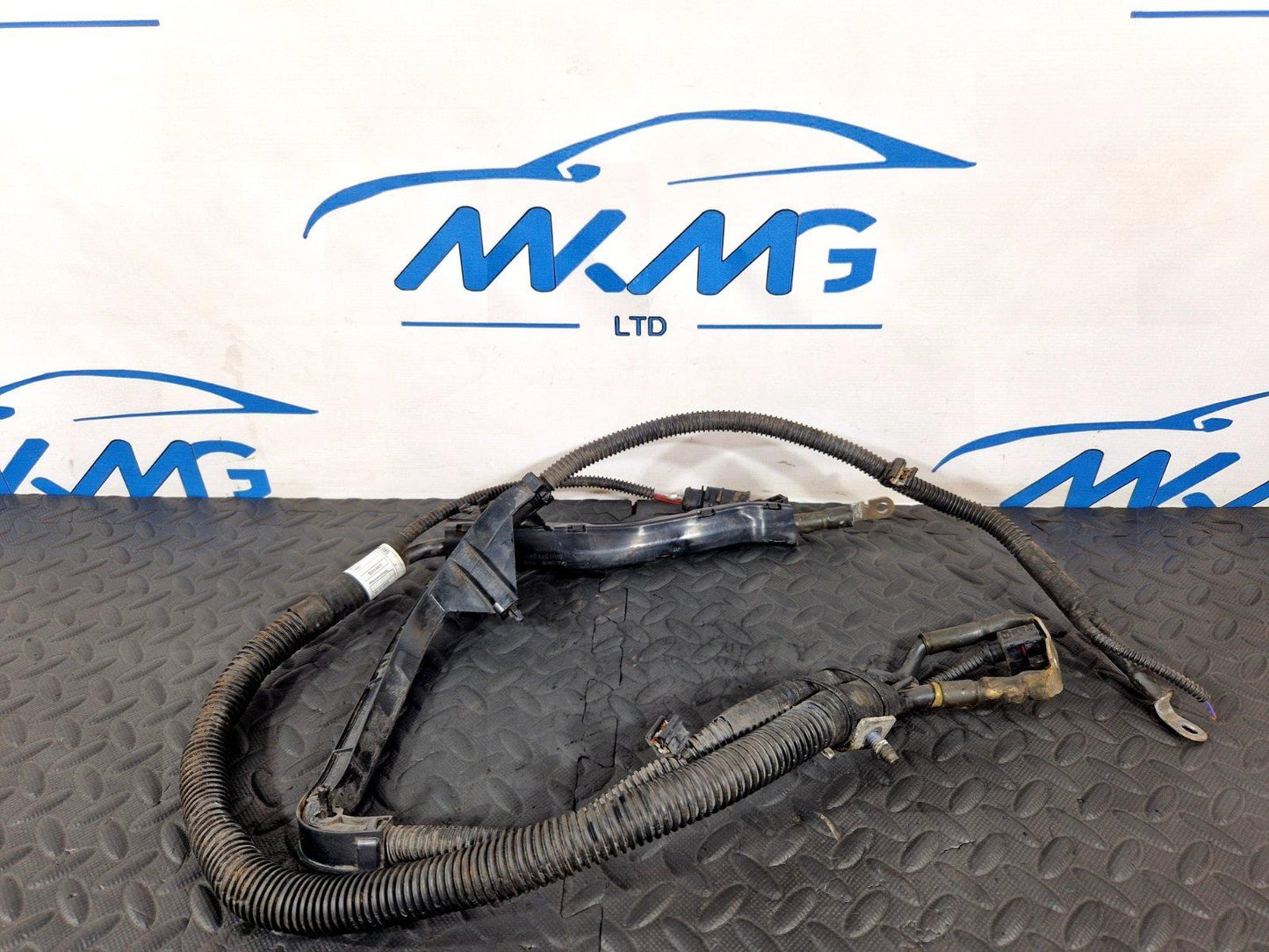16-19 AUDI A4 B9 ESTATE GENUINE ALTERNATOR POSITIVE WIRE CABLE 8W0971228AJ