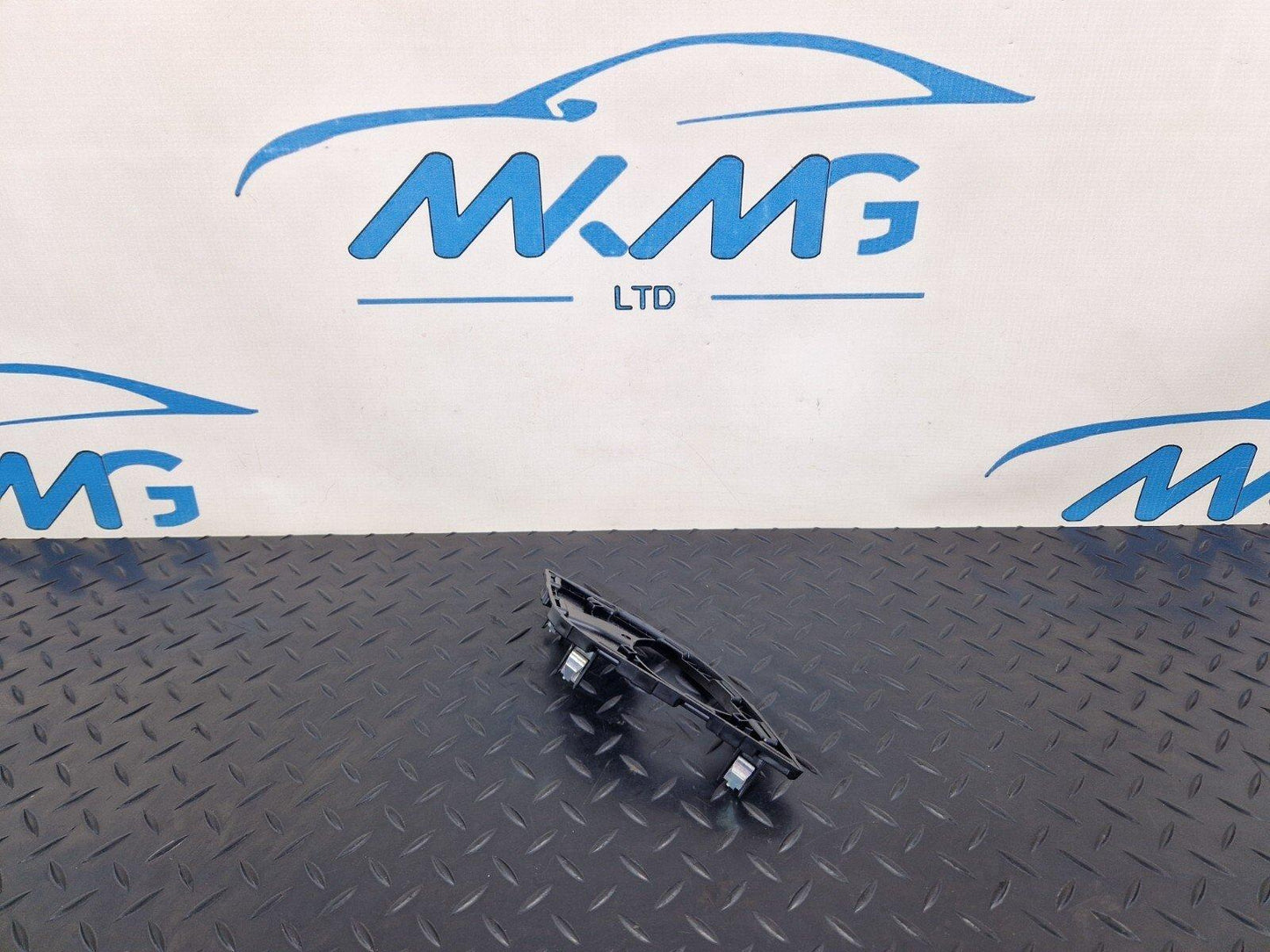 16-24 AUDI A5 F5 GENUINE SPEAKER BRACKET 8W2035427