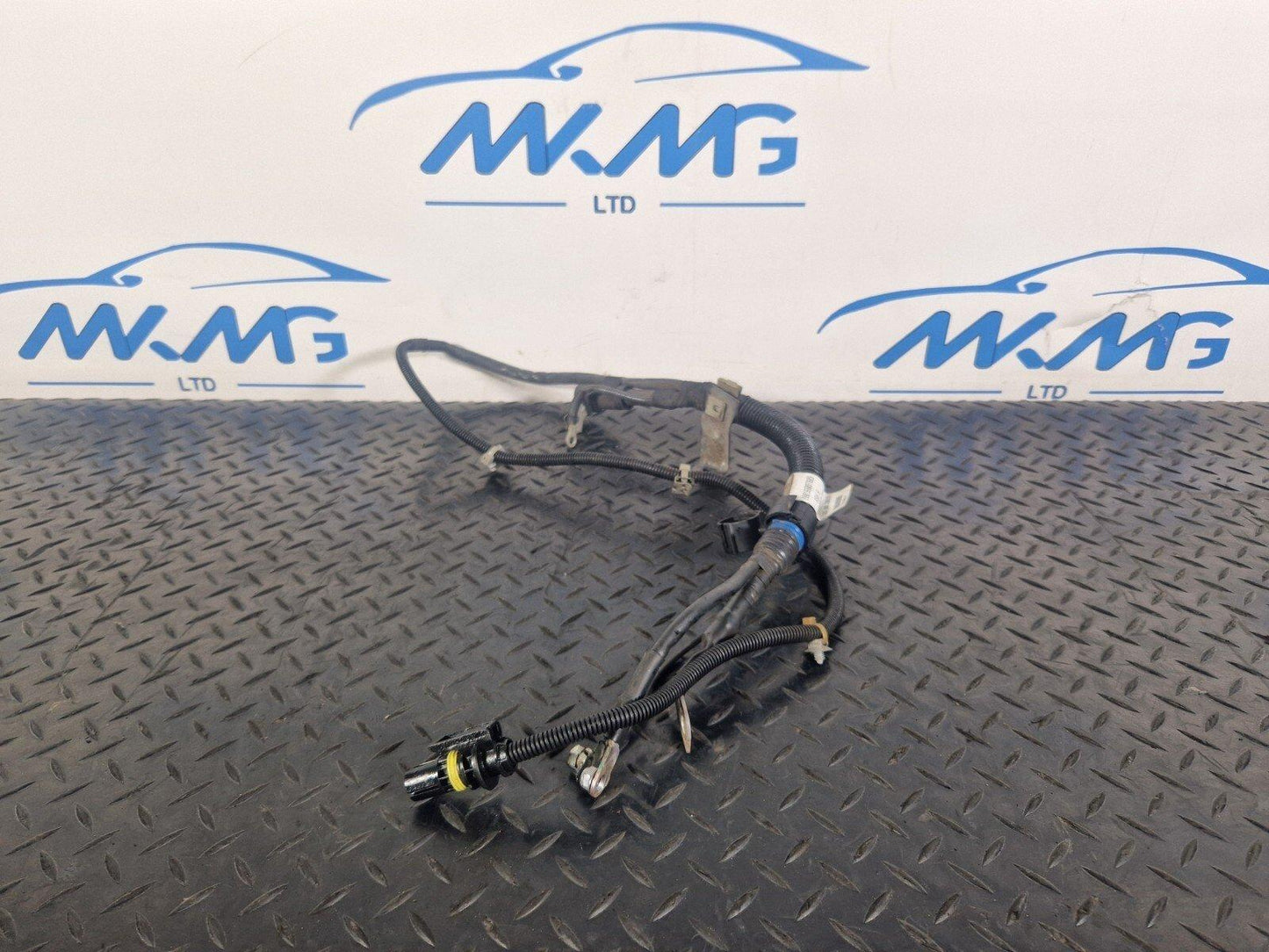 14-21 MERCEDES BENZ C300h W205 STARTER / ALTERNATOR CABLE A2055404003