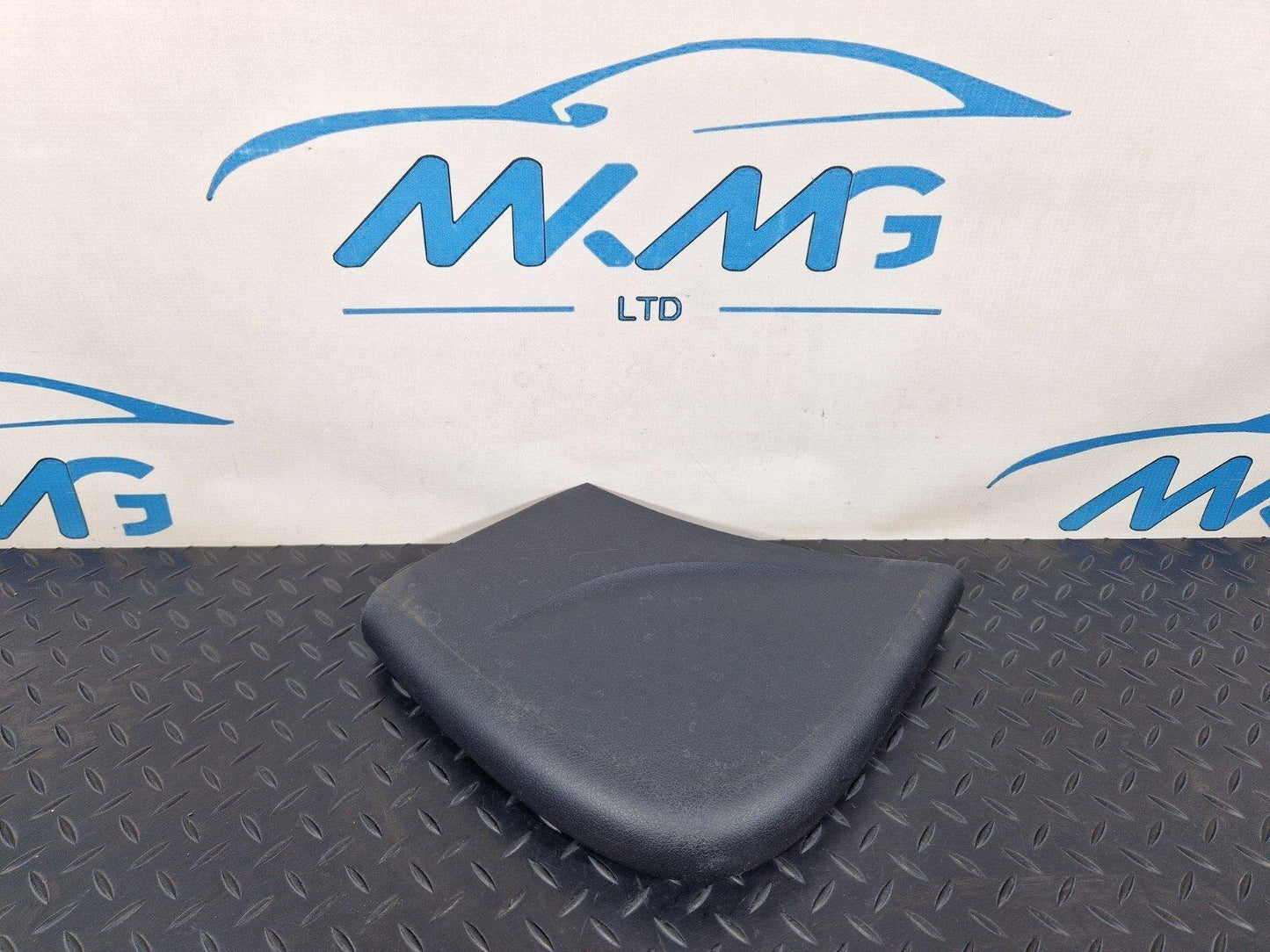 18-ON MERCEDES BENZ SPRINTER W907 W910 OEM HAND BRAKE LEVER TRIM A9104271000