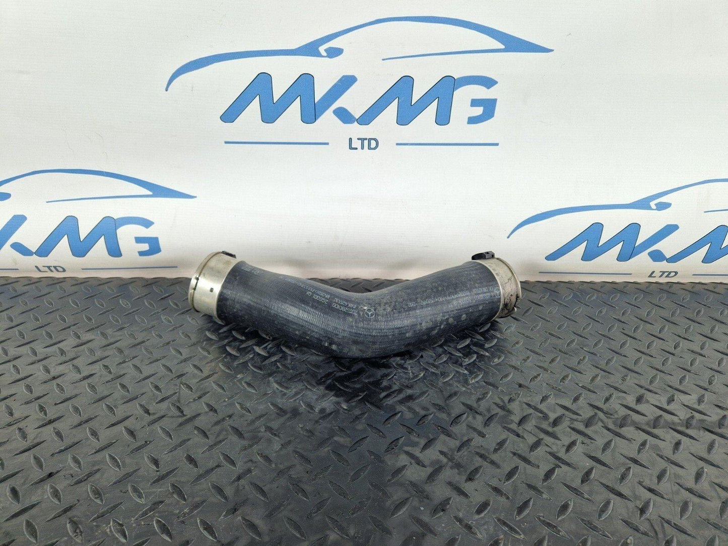 14-21 MERCEDES BENZ C200d W205 GENUINE OEM INTERCOOLER HOSE PIPE A2055280100