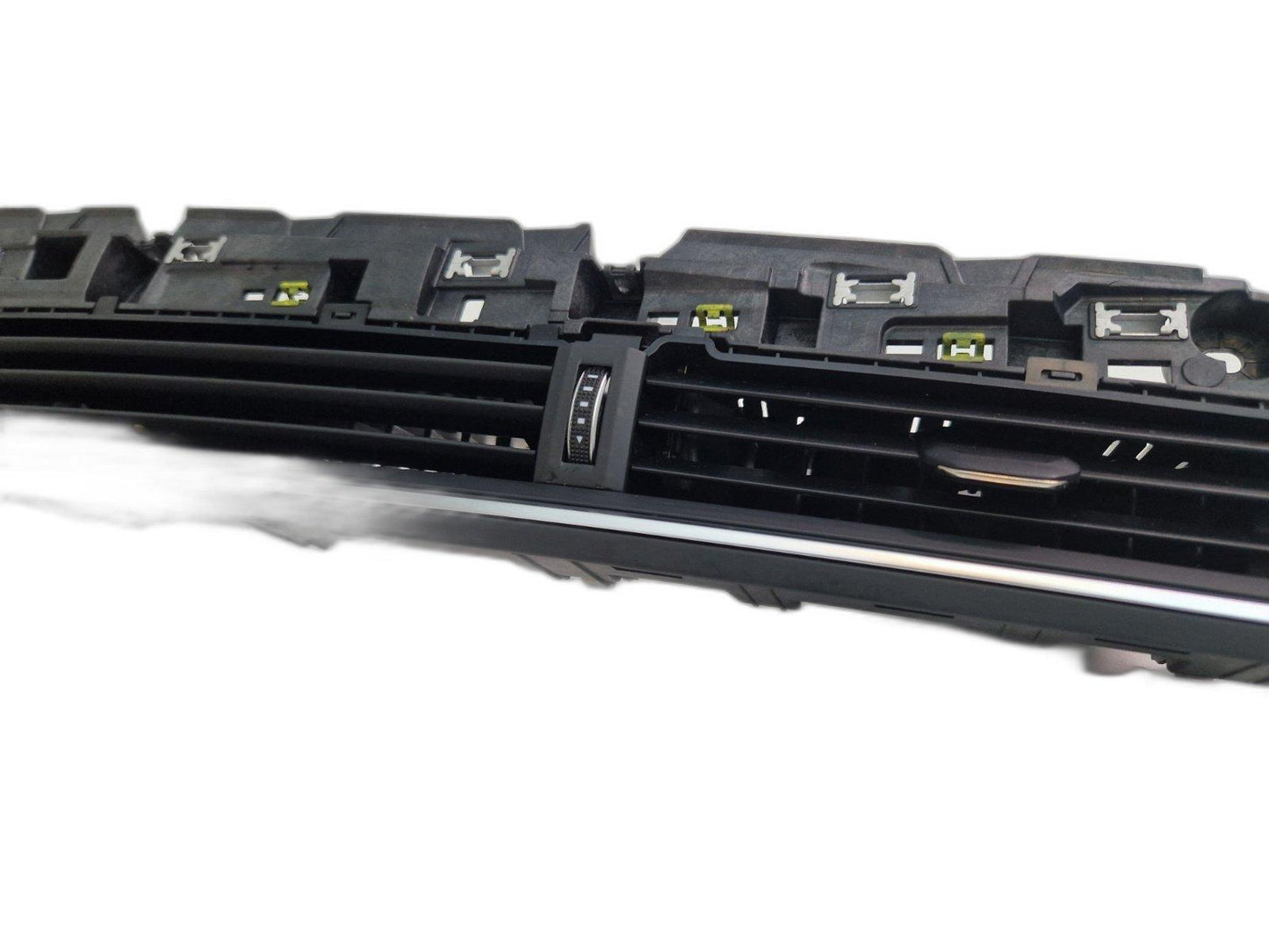 2018  AUDI A4 B9 CENTRE MIDDLE AIR VENTS DASHBOARD 8W2820902