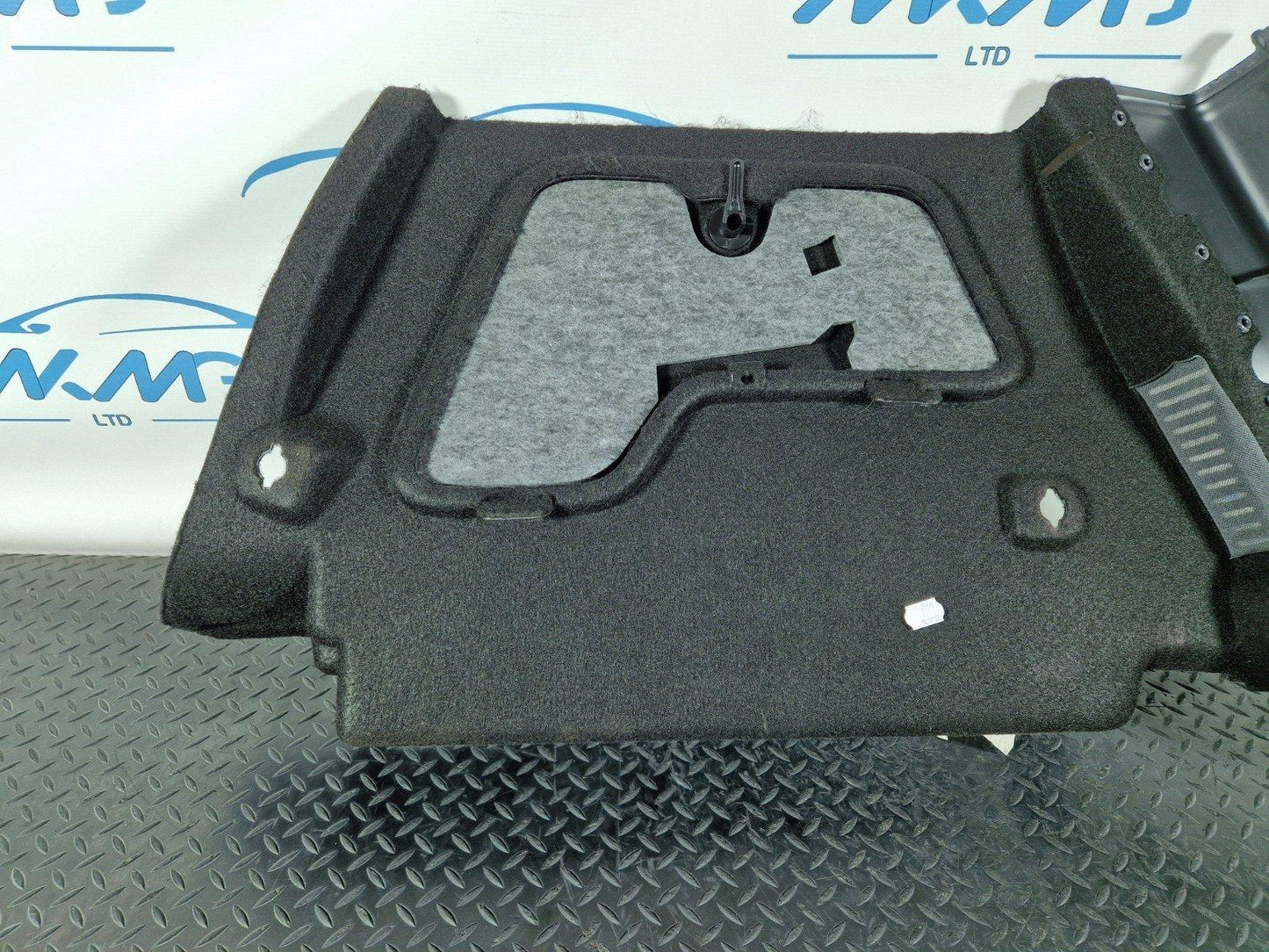 12-18 MERCEDES BENZ B-CLASS W246 OEM DRIVER SIDE REAR BOOT PANEL A2466900941