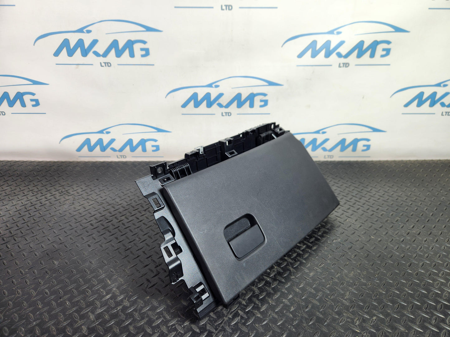 Land Rover Range Rover Evoque L551 Glove Box Storage Compartment K8D2-060T10-B