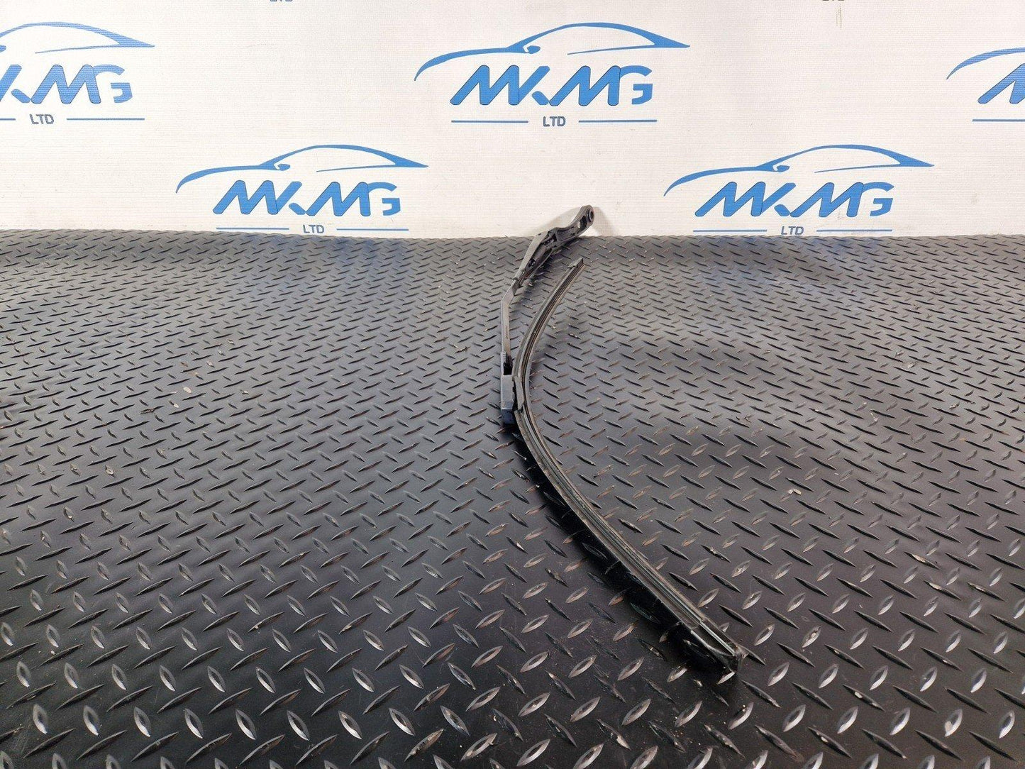 19-ON RANGE ROVER EVOQUE L551 FRONT RIGHT O/S SIDE WIPER ARM & BLADE K8D217526AA