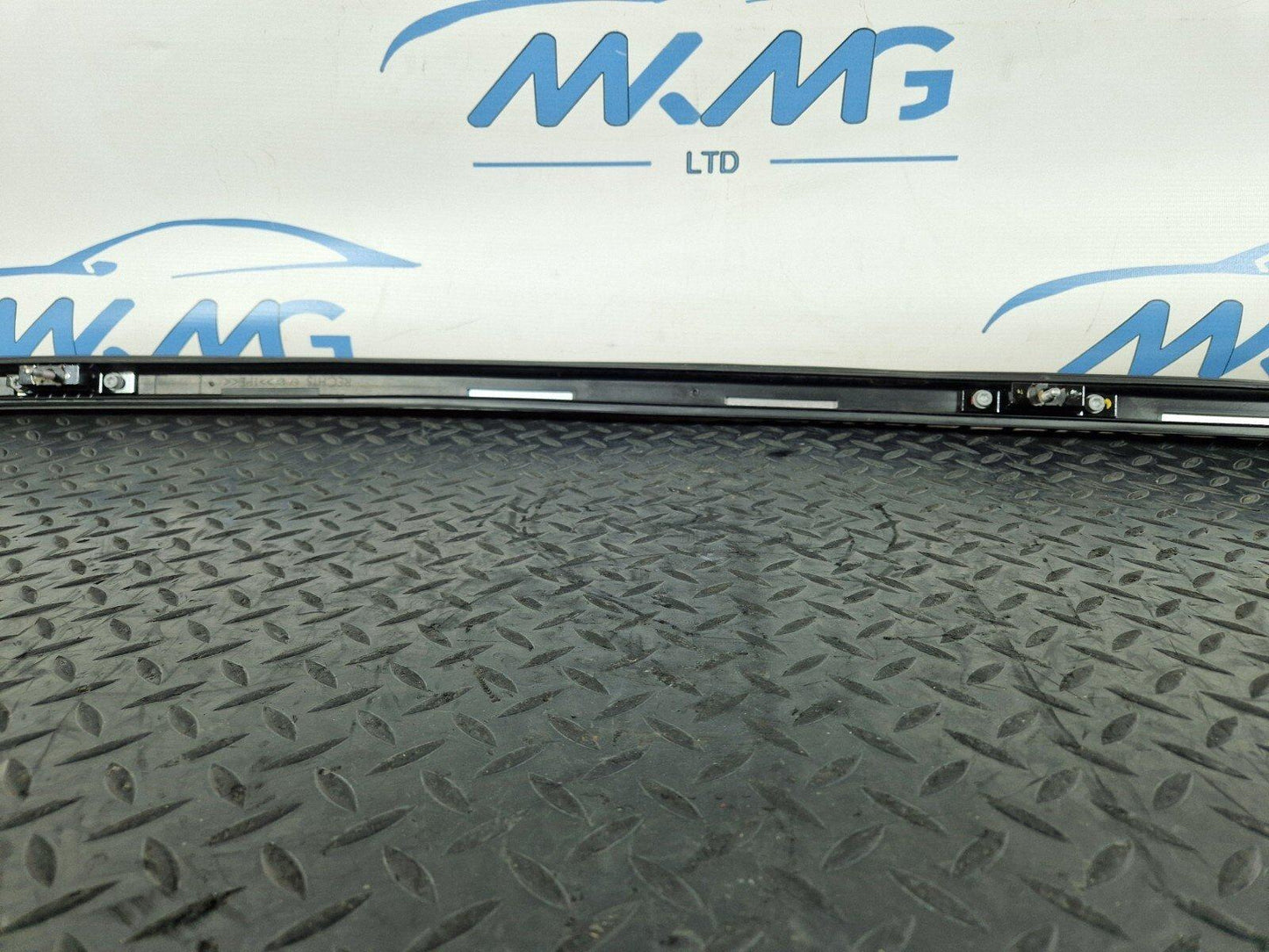 14-19 MERCEDES BENZ GLA X156 OEM RIGHT DRIVER SIDE O/S ROOF RAIL A1568900493