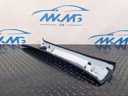19-ON MERCEDES BENZ A CLASS RIGHT SIDE A PILLAR TRIM COVER A1776900100