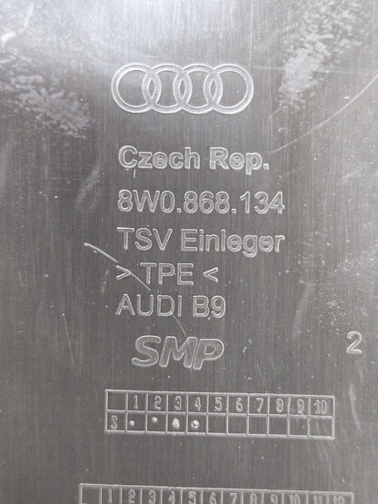 16-19 AUDI A4 B9 S-LINE RIGHT FRONT DOOR PANEL STORAGE RUBBER INSERT 8W0868134