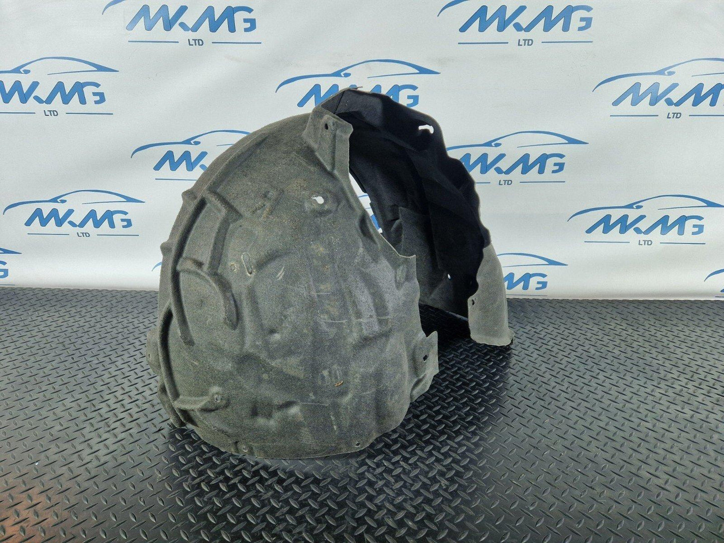 16-19 AUDI A4 B9 GENUINE REAR RIGHT DRIVER SIDE WHEEL ARCH LINER 8W0810172F