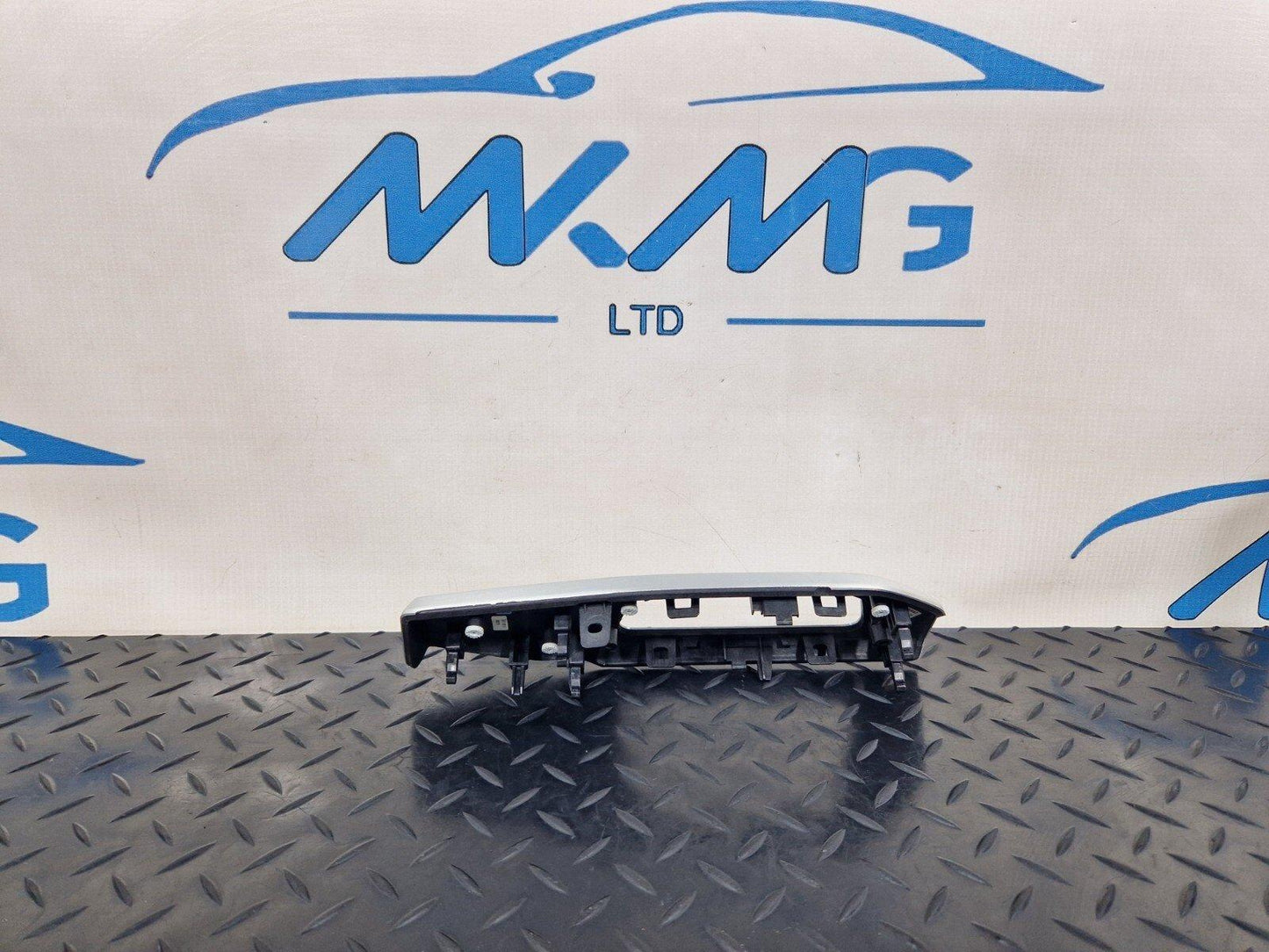 16-23 AUDI A5 F5 SPORTBACK S-LINE HEADLIGHT SWITCH SURROUND TRIM 8W2853190