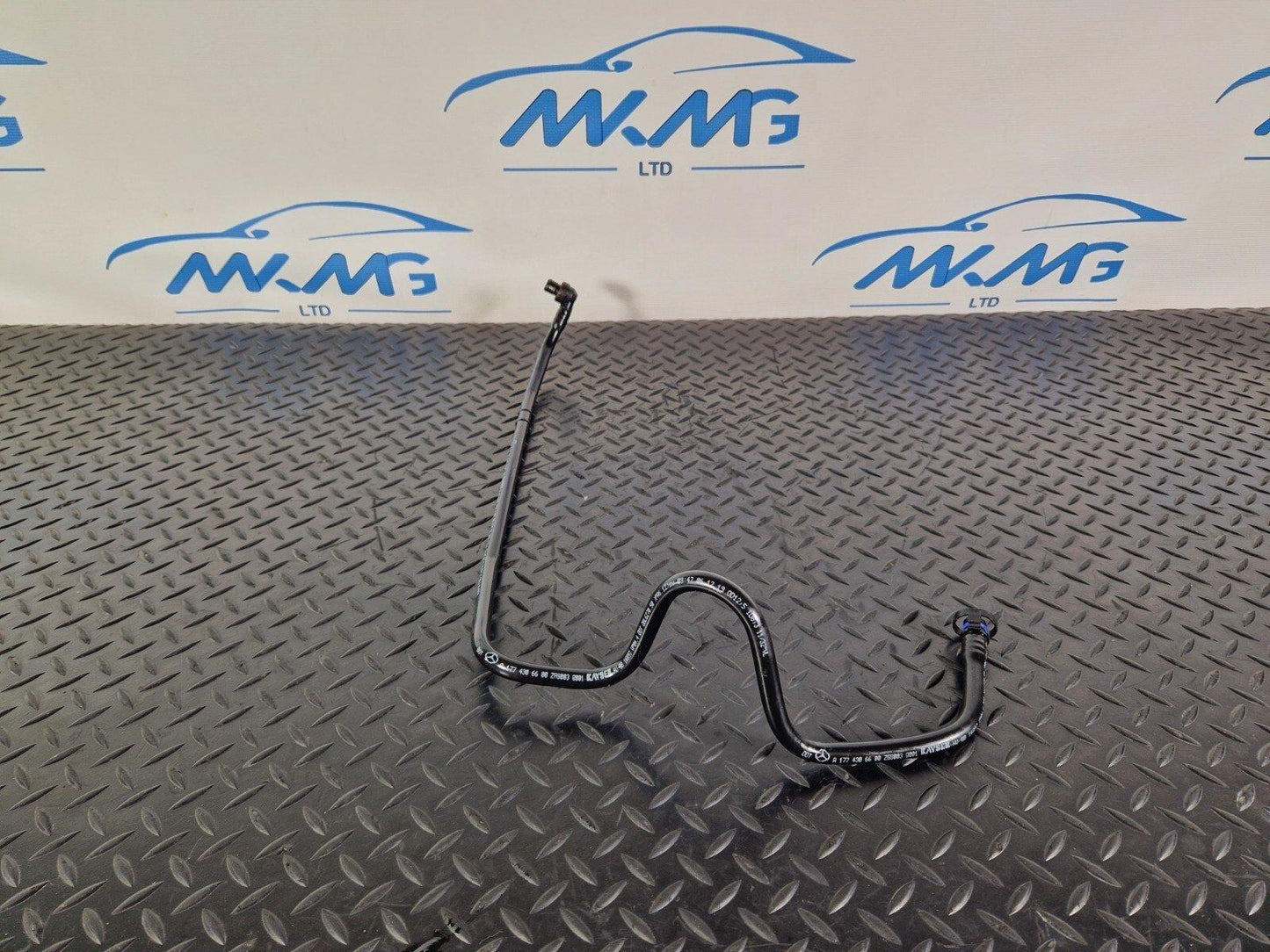 18-ON MERCEDES BENZ A CLASS W177 GENUINE OEM BRAKE SERVO PIPE A1774306600