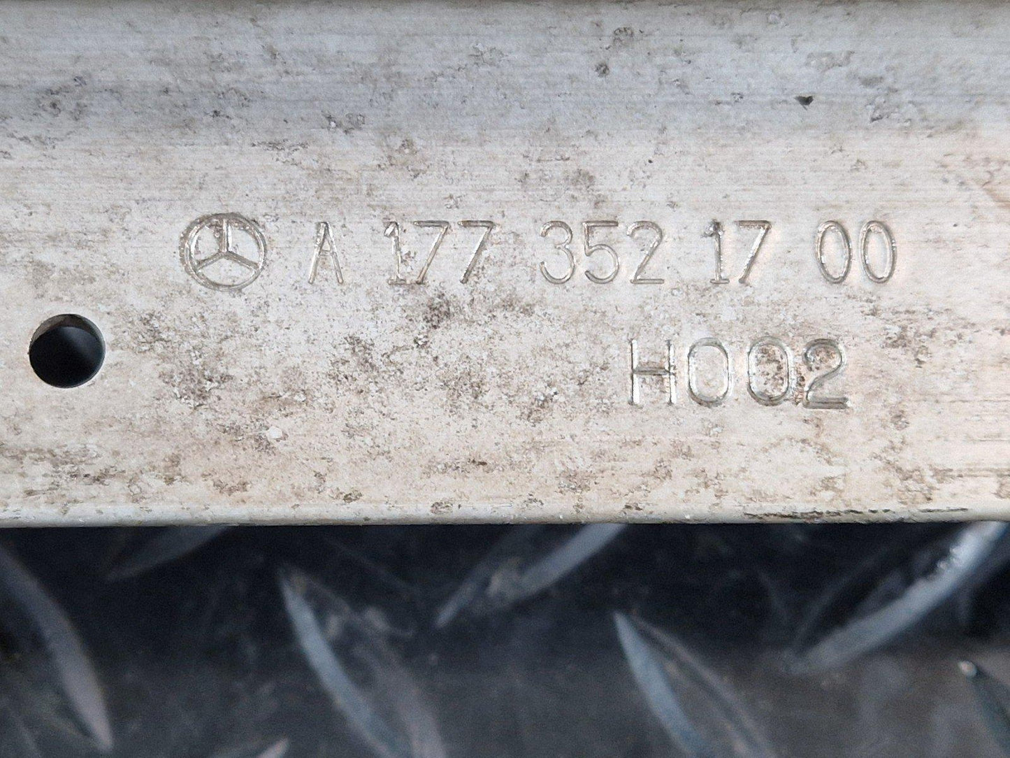19-ON MERCEDES BENZ B CLASS W247 PASSENGER SIDE REAR TRAILING ARM A1773521700