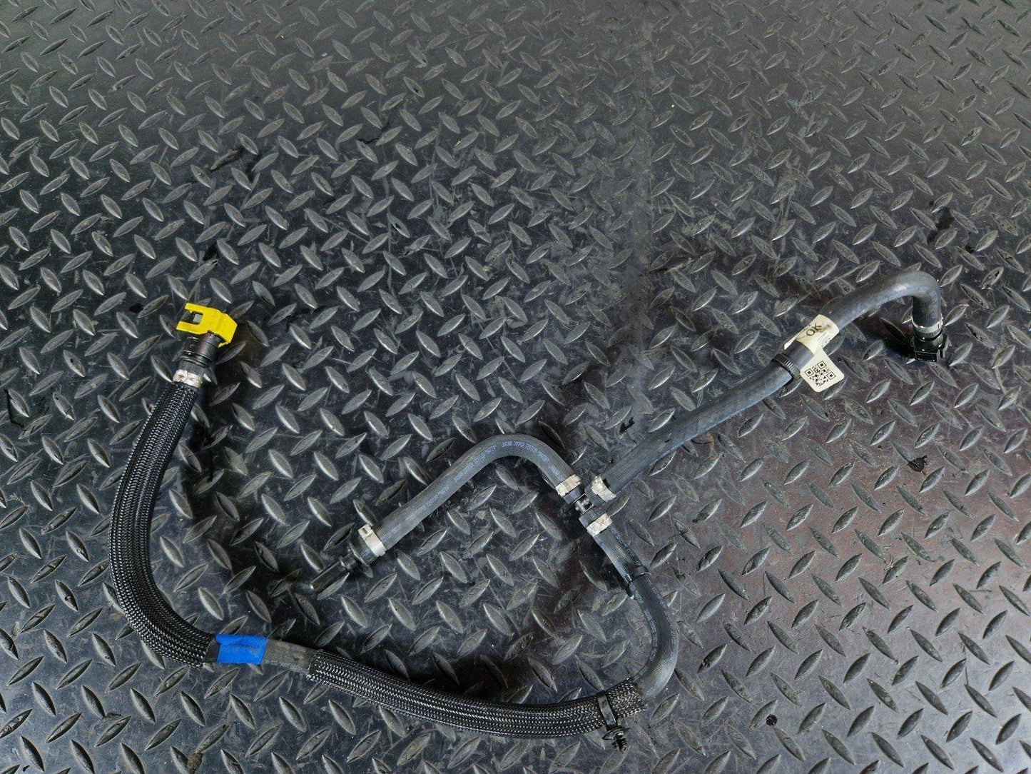 19-ON RANGE ROVER EVOQUE L551 GENUINE FUEL HOSE PIPE M8D29H336AC M8D2-9H336-AC