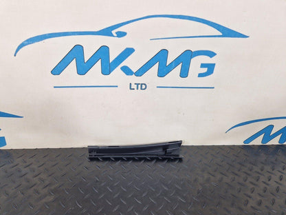 16-19 AUDI A4 B9 GENUINE RIGHT DRIVER SIDE A PILLAR BRACKET 8W0868204