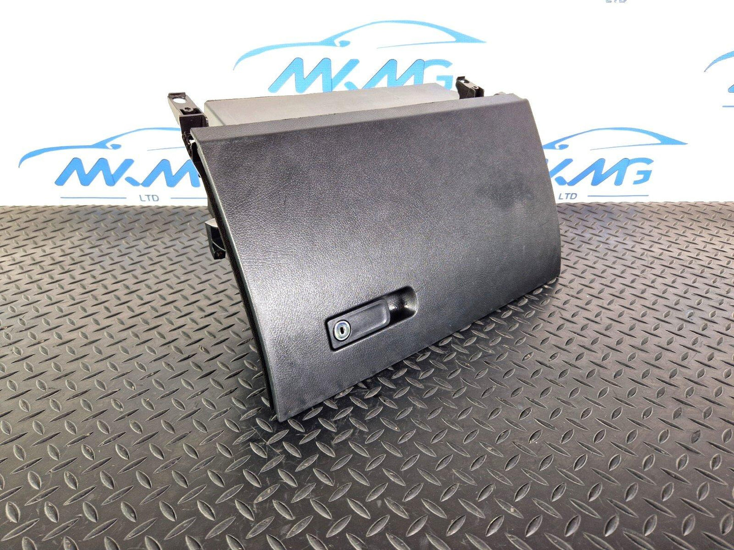 18-ON MERCEDES BENZ A CLASS W177 OEM GLOVE BOX COMPARTMENT A1776801005