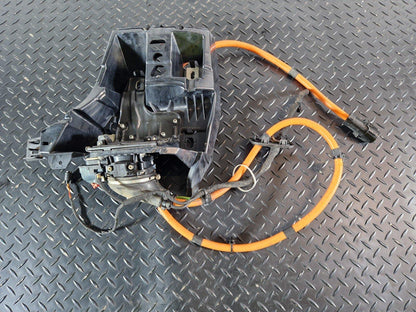 11-19 MERCEDES BENZ GLE W166 CHARGE SOCKET TO BATTERY CHARGER WIRING A1668803903