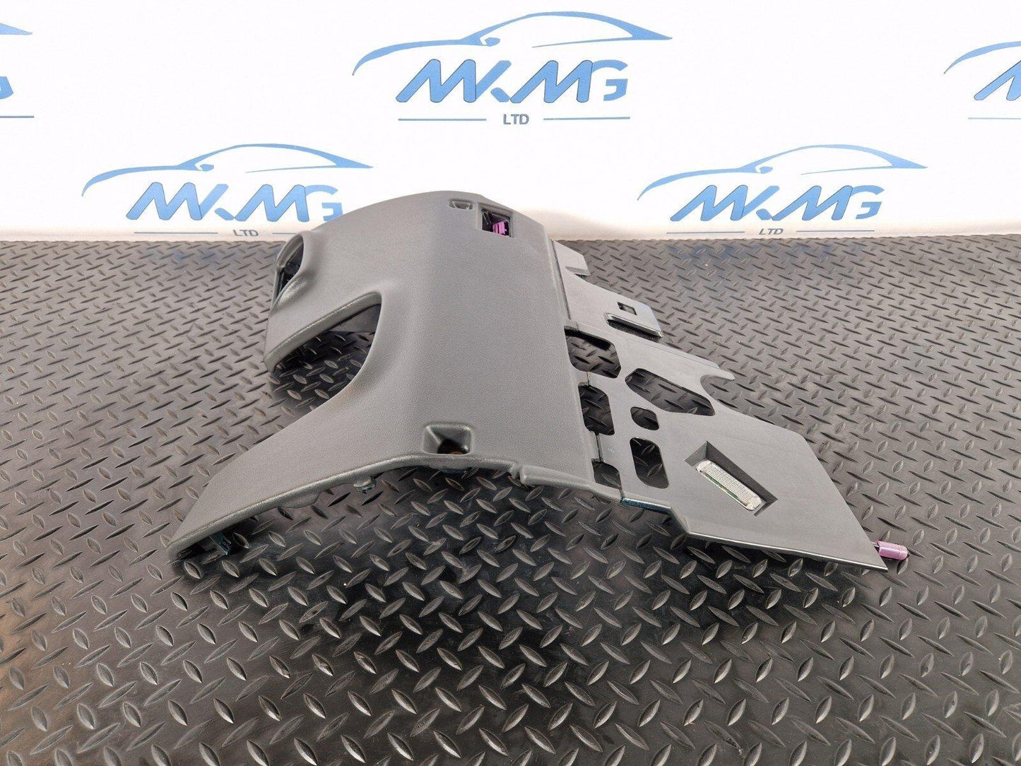 12-18 AUDI A6 C7 DASHBOARD LOWER TRIM COVER FRONT RIGHT DRIVER SIDE 4G2863076