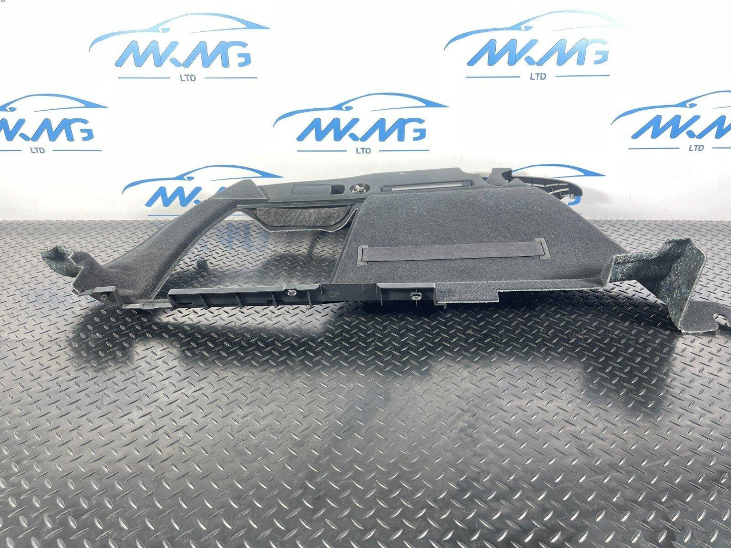 16-19 AUDI A4 B9 GENUINE REAR LEFT PASSANGER SIDE BOOT TRIM PANEL 8W9863879