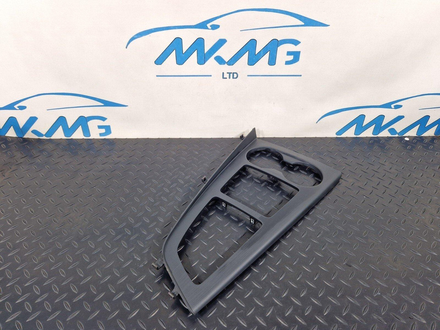 16-19 AUDI A4 AVANT B9 S-LINE CENTRE CONSOLE COVER TRIM SURROUND PANEL 8W2864241