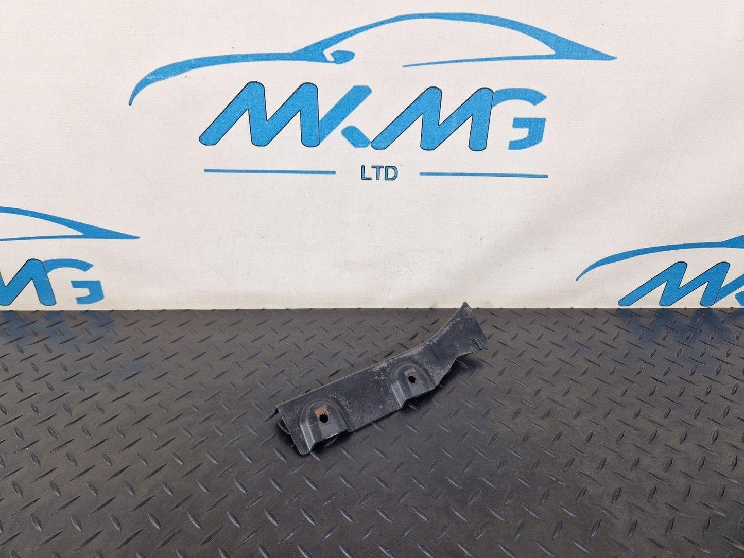 10-13 BMW E70 LCI X5 GENUINE OEM FRONT N/S LEFT SPLASH GUARD 7188839