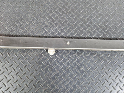 14-23 MERCEDES BENZ VITO W447 MIDDLE RIGHT SLIDING DOOR RUNNER GUIDE A4477662200