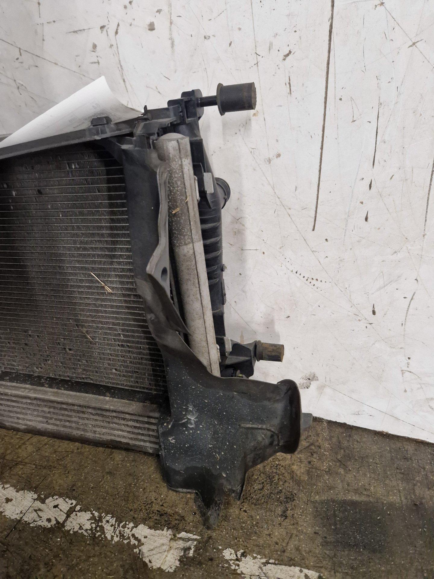 Renault Megane MK3 (Ph2) (X95) Hatchback 1.5L Diesel Genuine Radiator Rad Pack