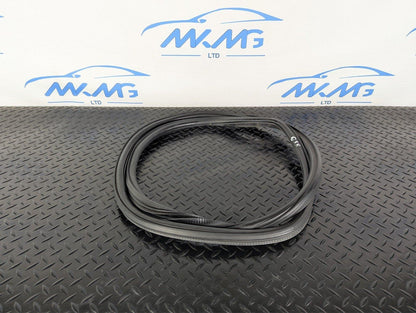 16-19 AUDI A4 B9 SALOON OEM REAR DOOR RUBBER SEAL FITS LEFT & RIGHT 8W5833721B