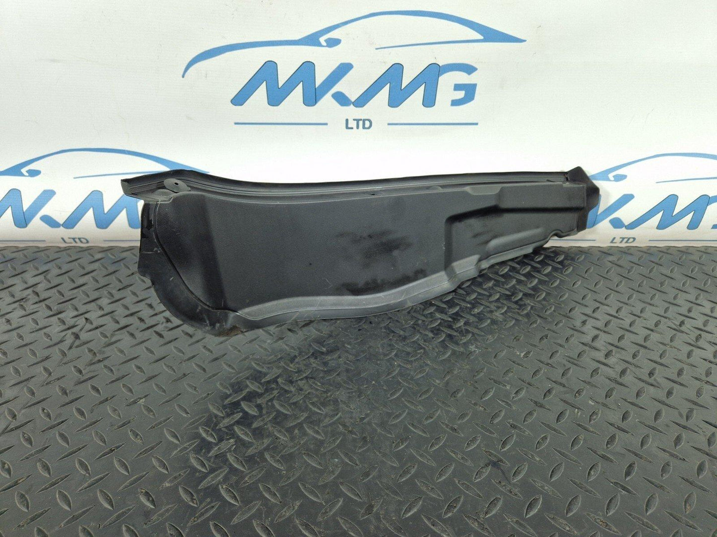 16-22 BMW X1 F48 DIESEL B47 OEM LEFT SIDE N/S  BONNET ENGINE SEAL PANEL 7329399