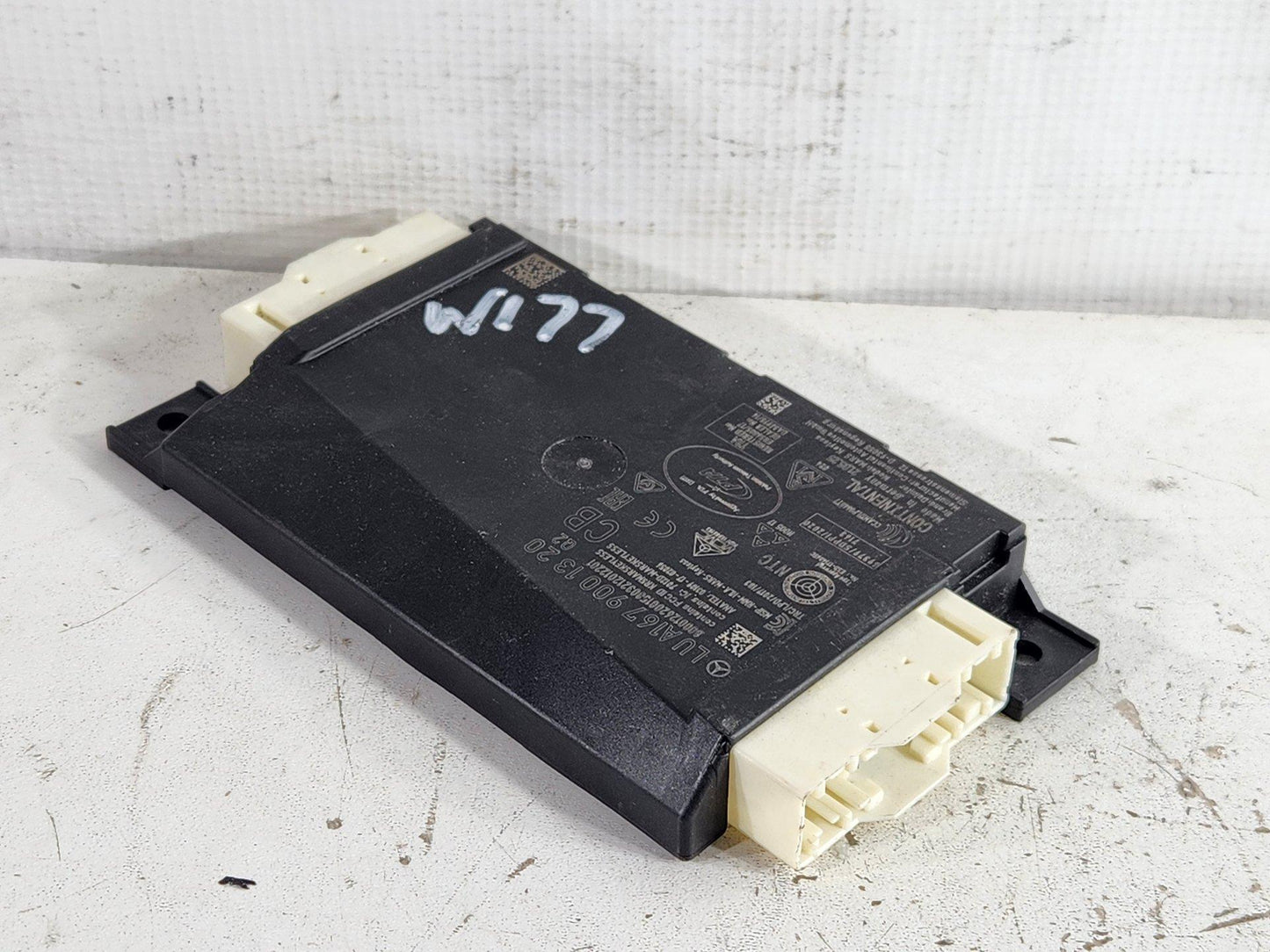 Mercedes-Benz A-Class W177 Genuine Keyless Control Module Unit A1679001320