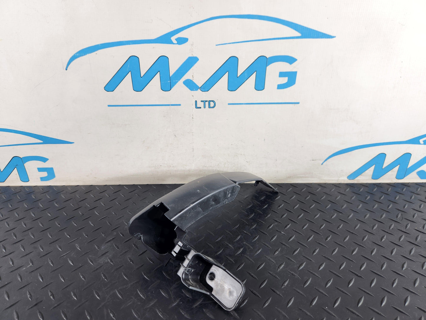 Land Rover Range Rover Evoque L551 Rear Right Bumper Bracket Mount K8D2-17A881-A