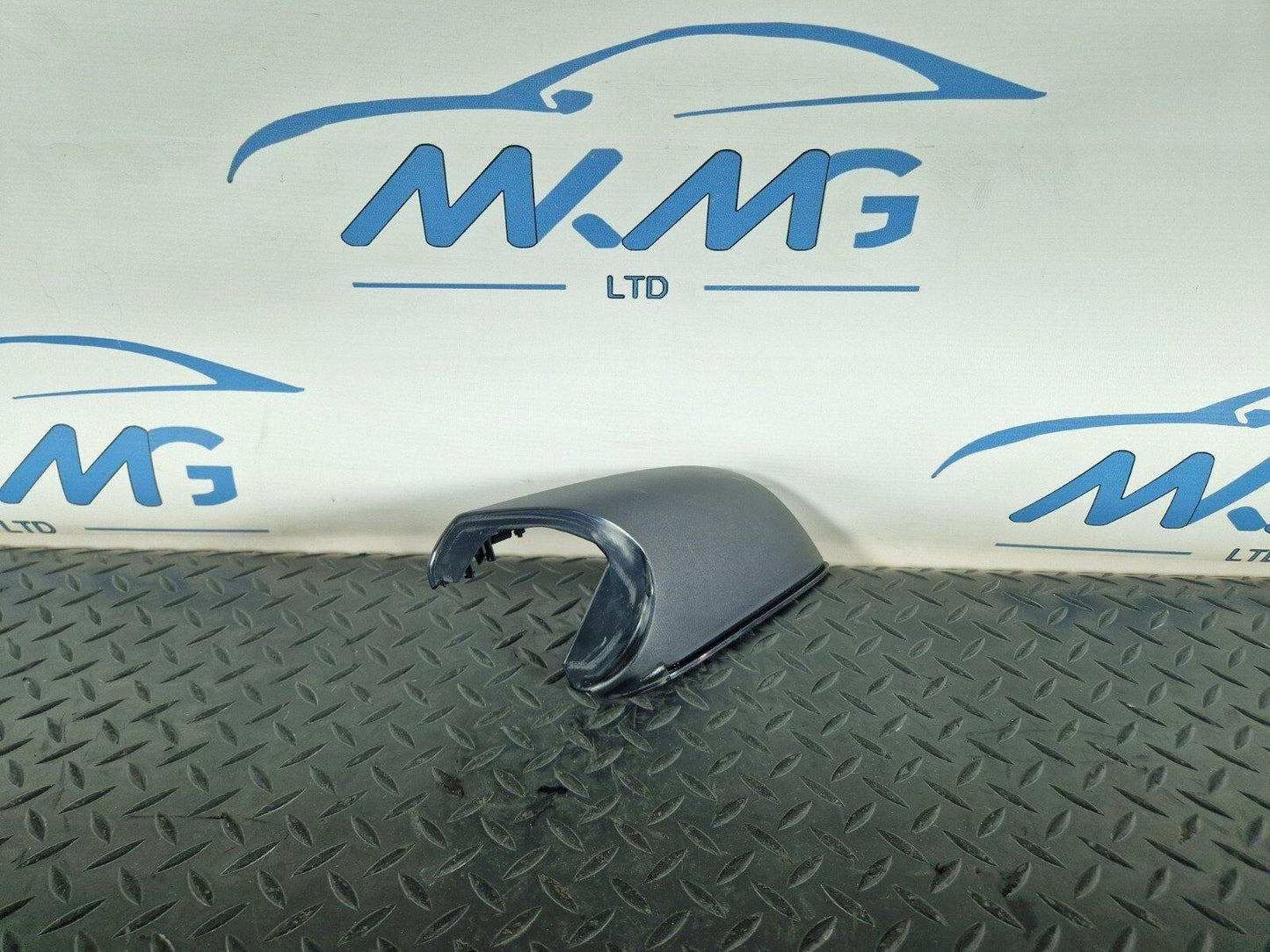 20-24 BMW 1 SERIES F40 FRONT LEFT N/S WING MIRROR TRIM COVER BLACK