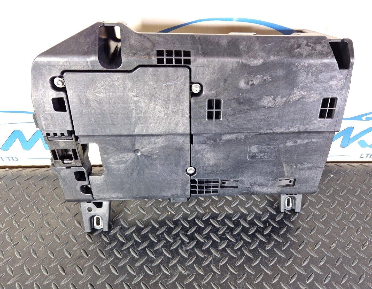 18-ON MERCEDES BENZ A CLASS W177 SAM CONTROL UNIT BRAKET COVER TRIM A2475402506