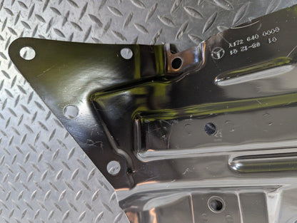 13-19 MERCEDES BENZ CLA C117 LEFT SIDE FLOOR BODY PLATE TRIM BRACKET A1726400000