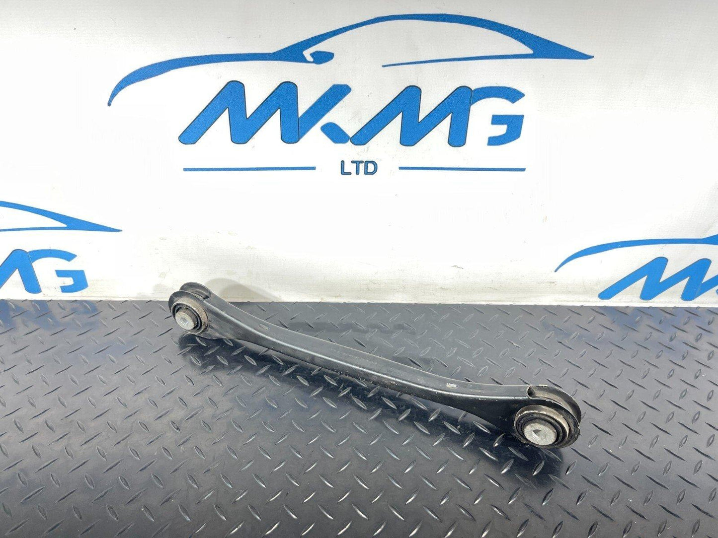 16-19 AUDI A4 B9 S-LINE QUATTRO REAR LEFT LOWER CONTROL ARM 4M0505291D