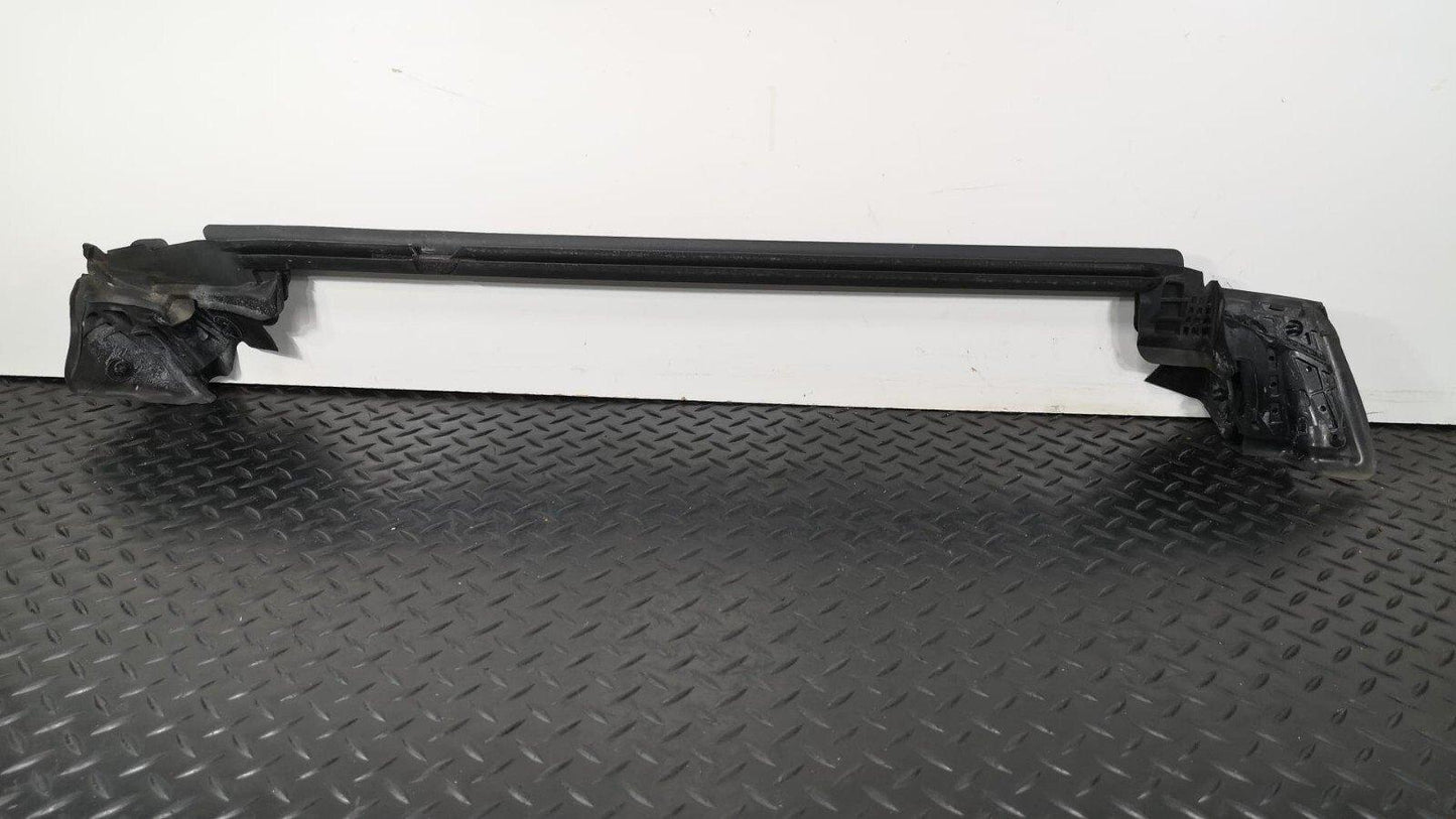 13-19 MERCEDES BENZ CLA W117 C117 REAR RIGHT DRIVER SIDE WINDOW RUBBER SEAL B115