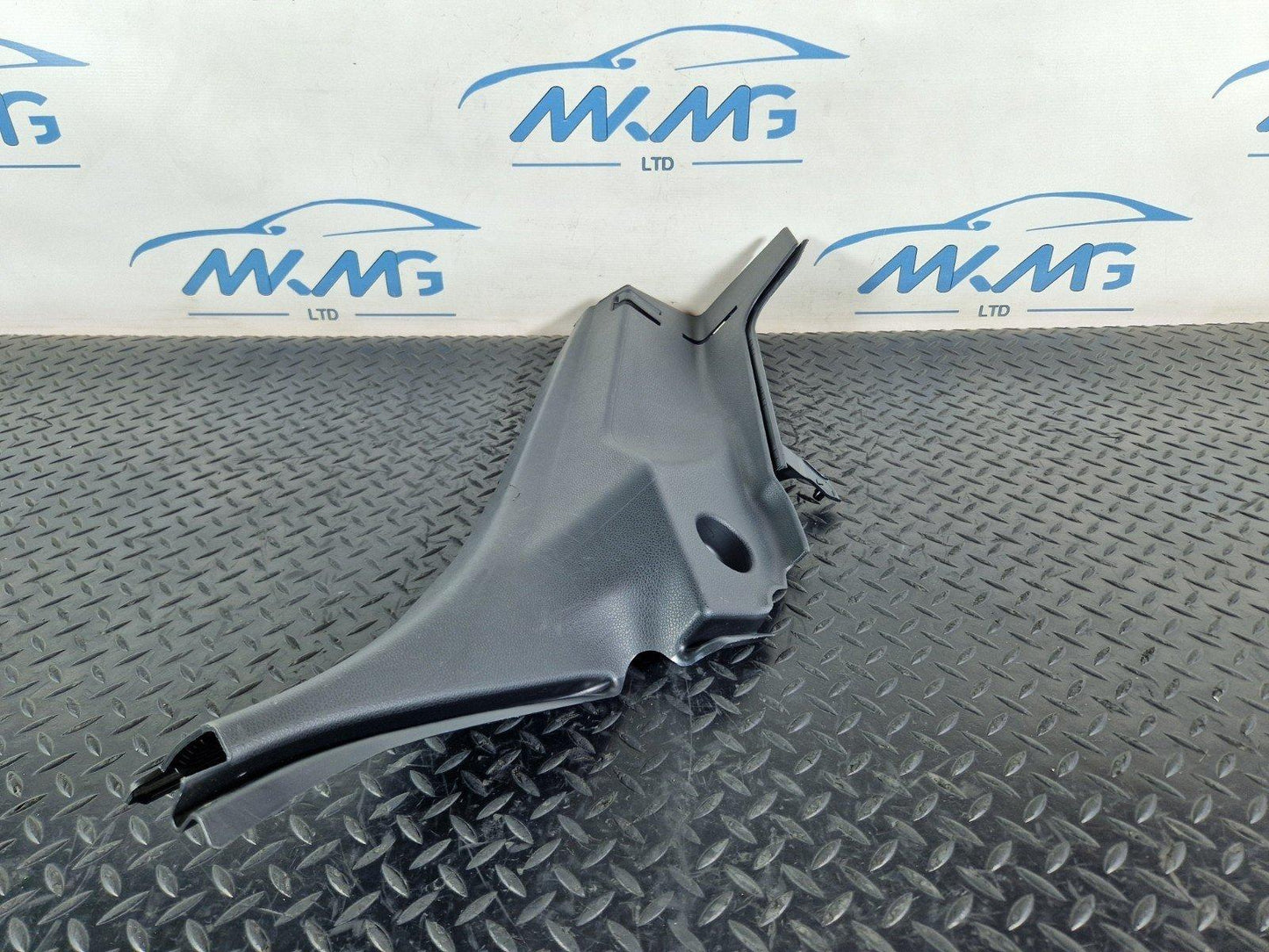 13-19 MERCEDES BENZ CLA C117 DRIVER SIDE REAR PILLAR DOOR TRIM A1176901225