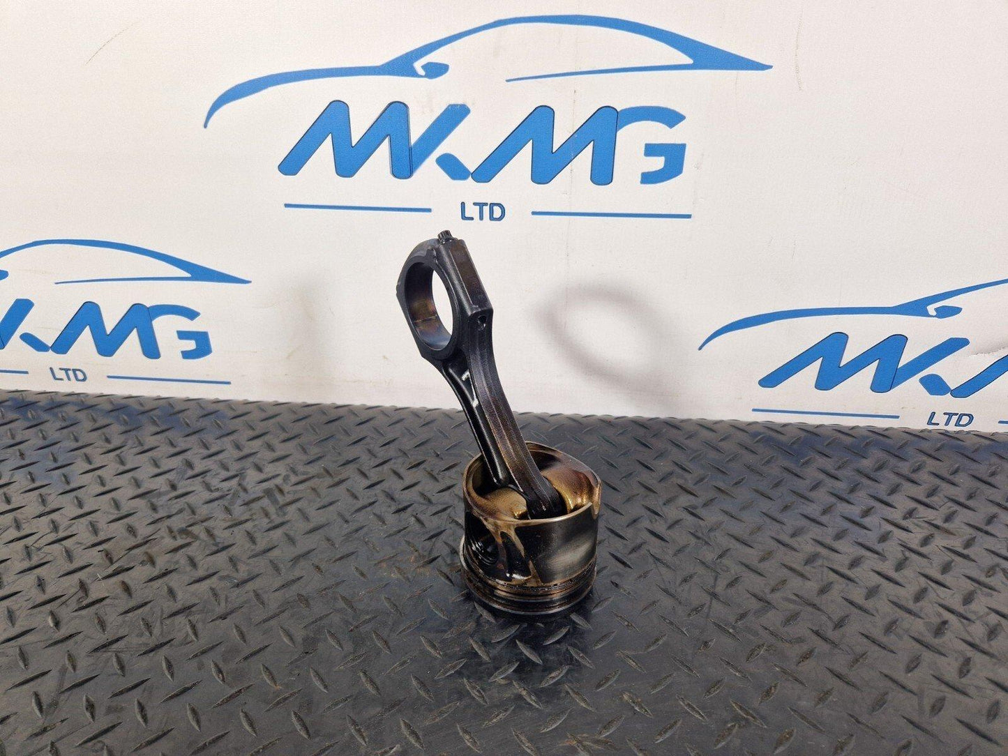 14-21 MERCEDES BENZ C300h W205 COMPLETE PISTON WITH CON ROD 65100