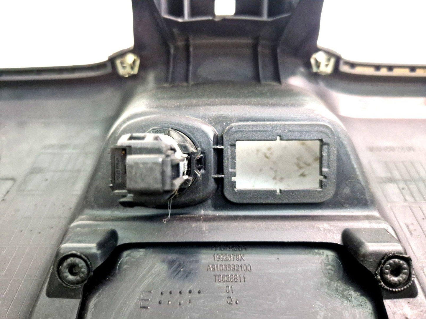 GEAR SHIFTING COVER MERCEDES SHIFTING ARM FRAME COVERING HOLDER A9106802401