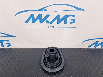 19-ON MERCEDES BENZ B CLASS W247 GENUINE FUEL TANK FILLER SEAL CAP A2474711000