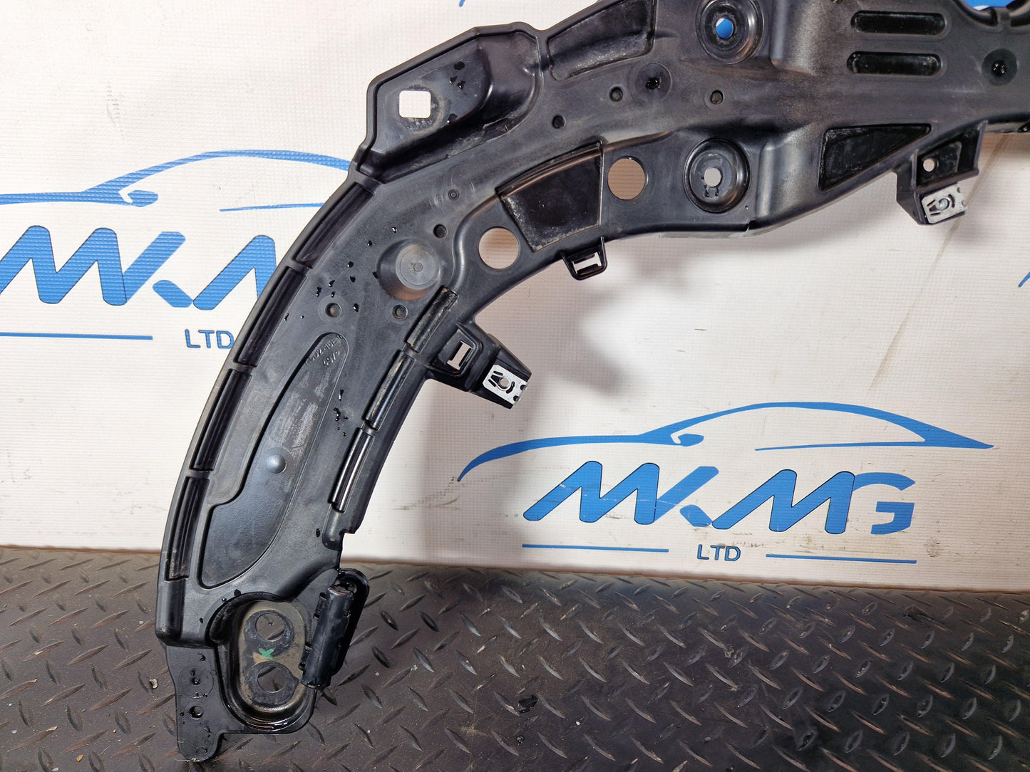 19-ON LAND ROVER EVOQUE L551 GENUINE SLAM PANEL UPPER SECTION K8D216E165AA