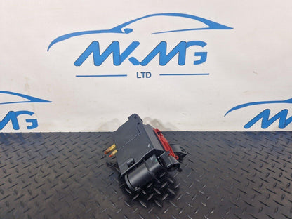 16-19 AUDI A4 B9 POSITIVE BATTERY POWER DISTRIBUTION BOX CONNECTOR 8W0941823