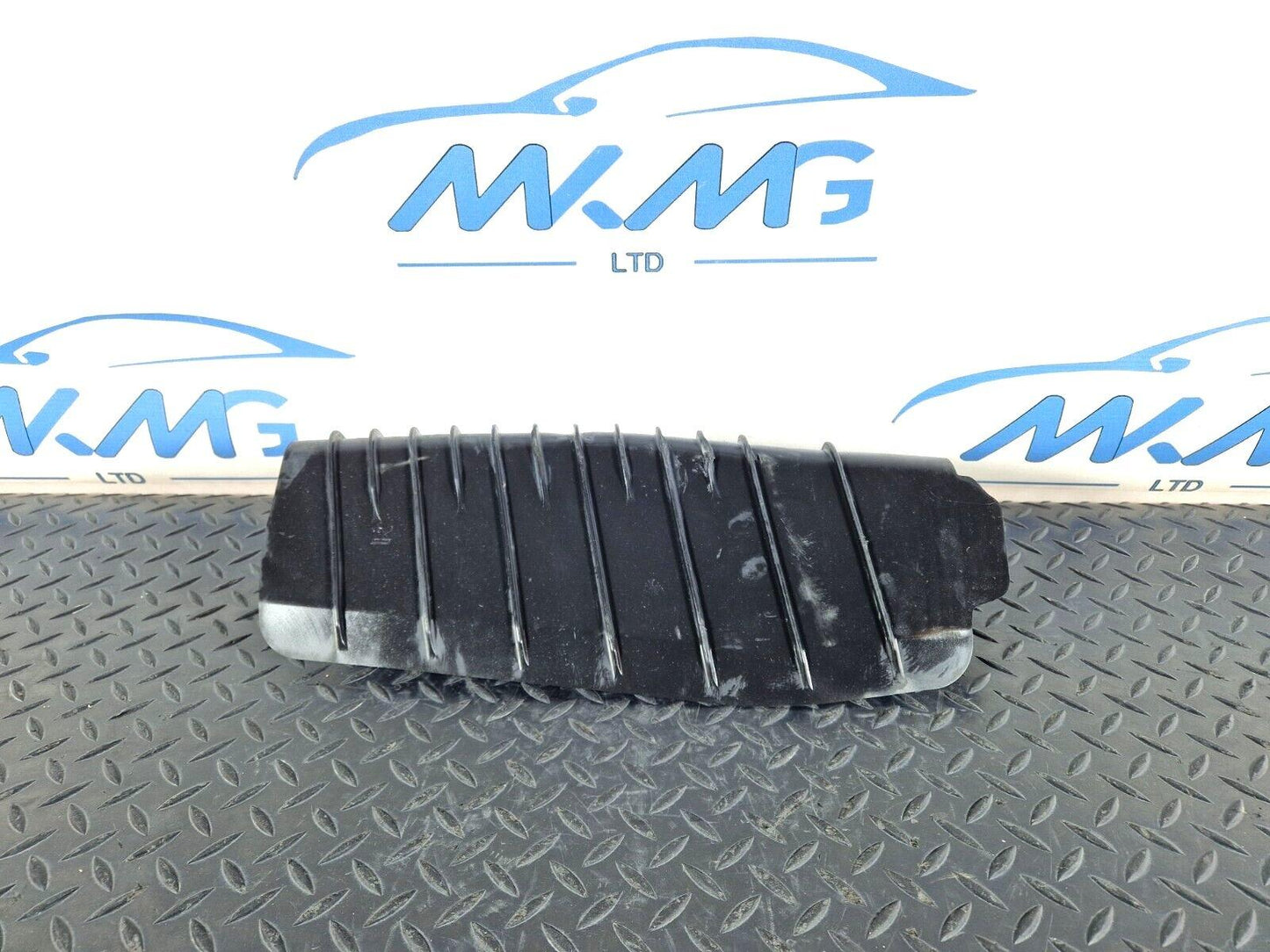 16-24 AUDI A5 F5 COUPE REAR AXLE CONTROL ARM GUARD COVER RIGHT O/S 8W0505416E