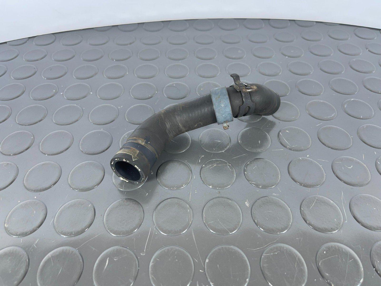16-19 AUDI A4 B9 SALOON GENUINE 1.4 TFSI WATER COOLANT PIPE 8W0819376E