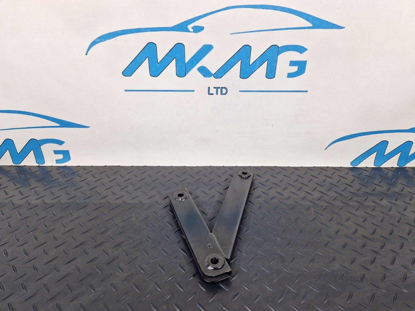 14-23 MERCEDES BENZ VITO W447 GENUINE FRONT AXLE CARRIER STRUT A4476200085