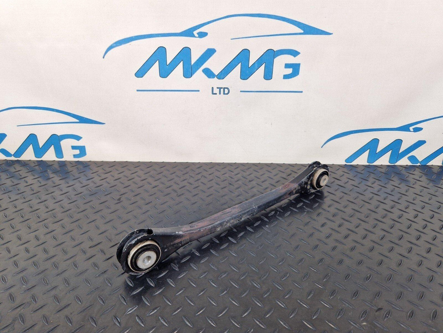 16-19 AUDI A4 B9 GENUINE OEM REAR RIGHT O/S LOWER CONTROL ARM 4M0505292D