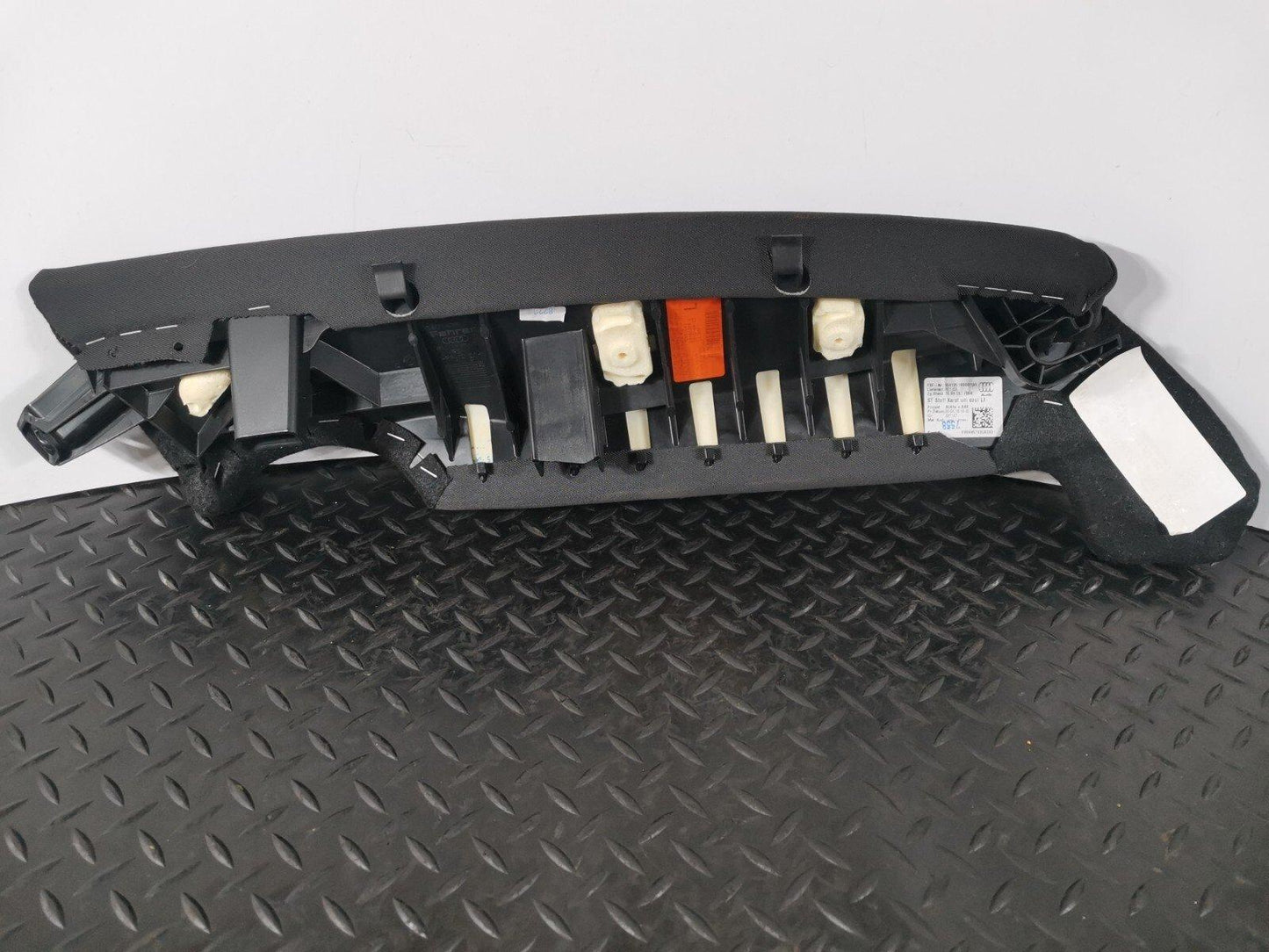 16-19 AUDI A4 B9 SALOON GENUINE REAR LEFT PASSENGER SIDE CLOTH BOLSTER 8W0885703